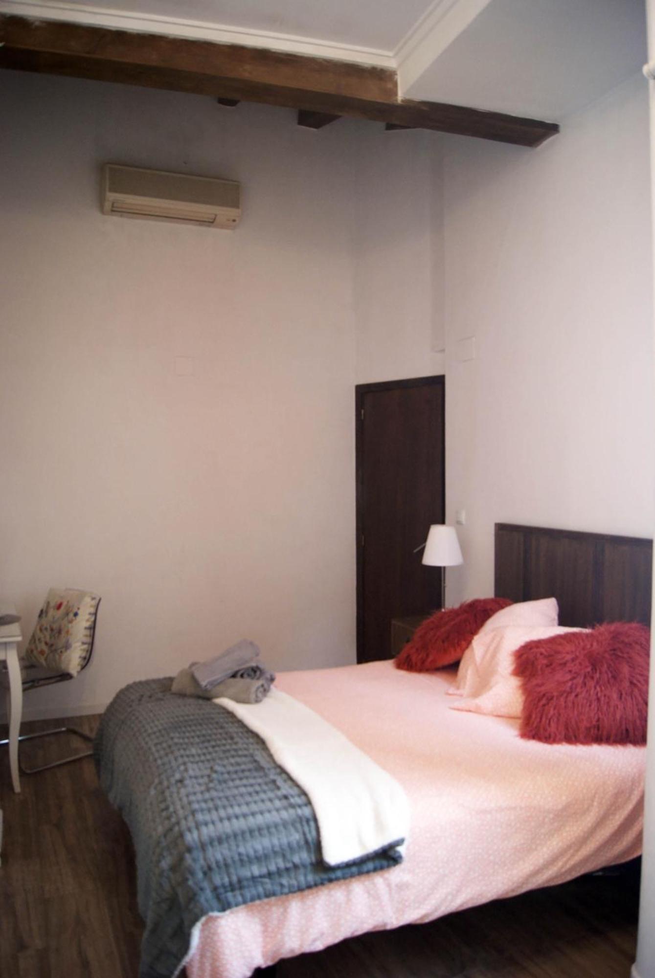 Apartamentos Centricos Barrio Del Carmen Валенсия Екстериор снимка