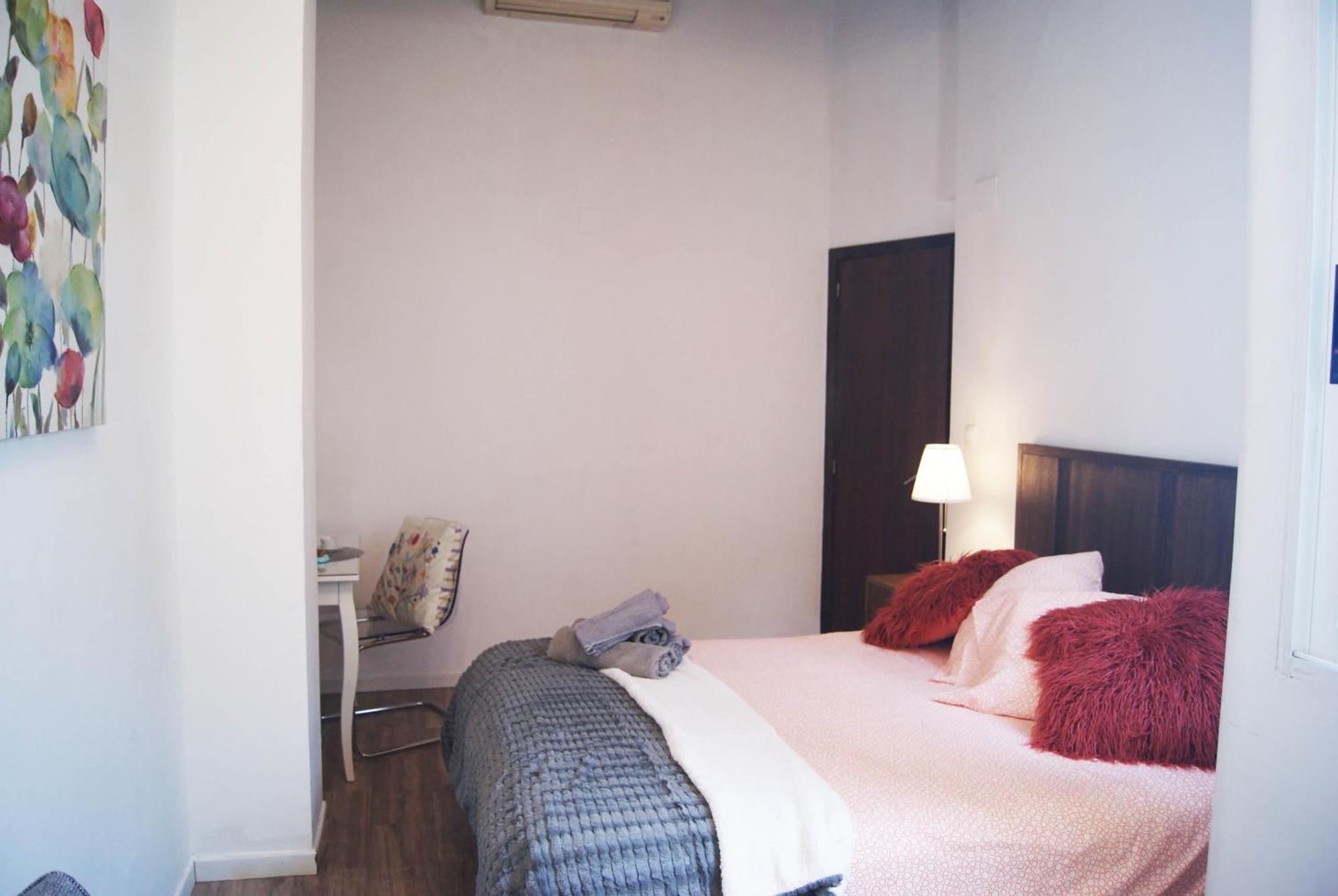 Apartamentos Centricos Barrio Del Carmen Валенсия Екстериор снимка