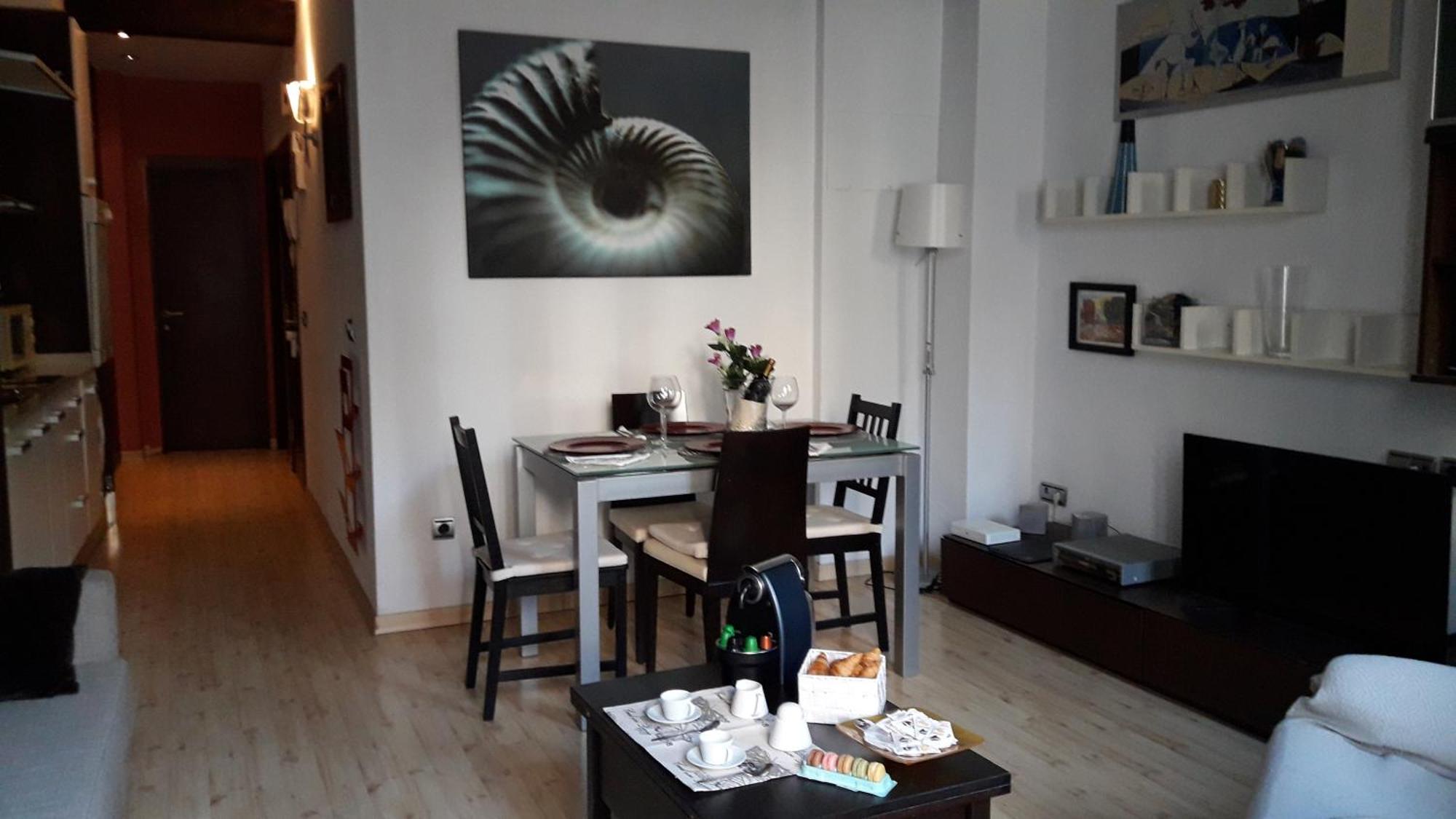 Apartamentos Centricos Barrio Del Carmen Валенсия Екстериор снимка